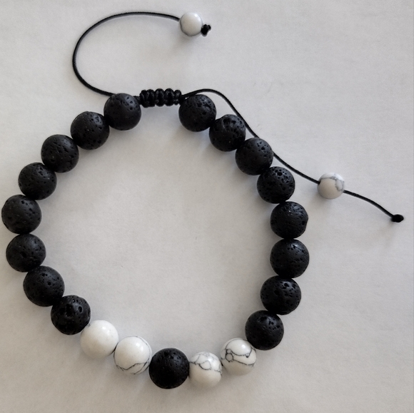 Lava stone bracelet - Picture 6 of 6